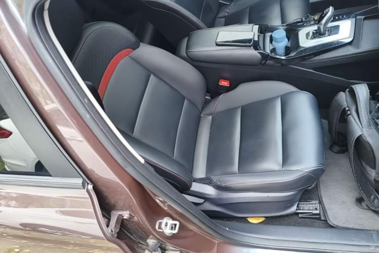 Used MG 5 2021 300TGI DCT Elegant Luxury Edition Right Front Seat