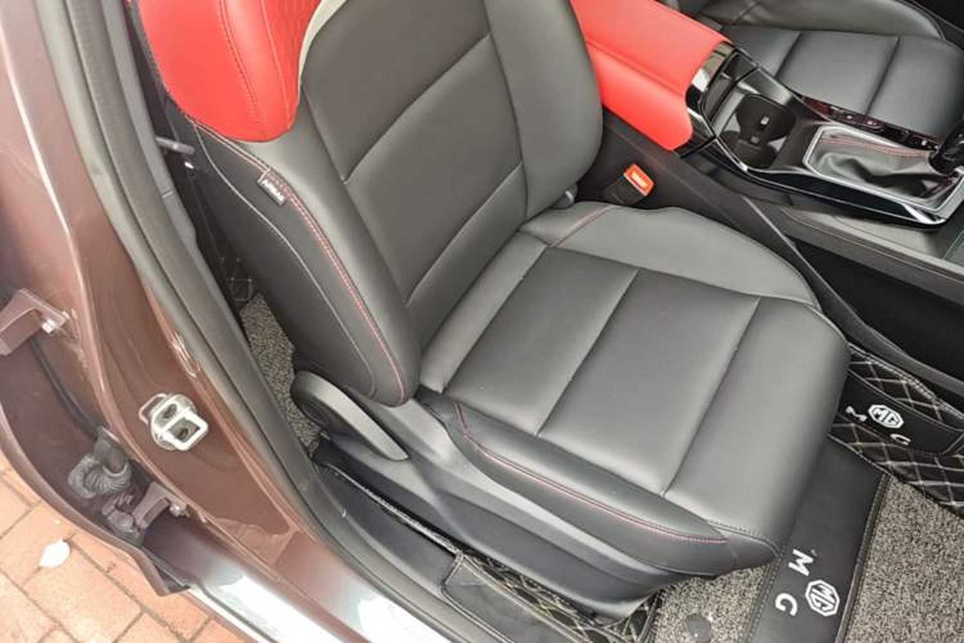 Used MG 5 2021 180 DVVT CVT Youth Luxury Edition Right Front Seat