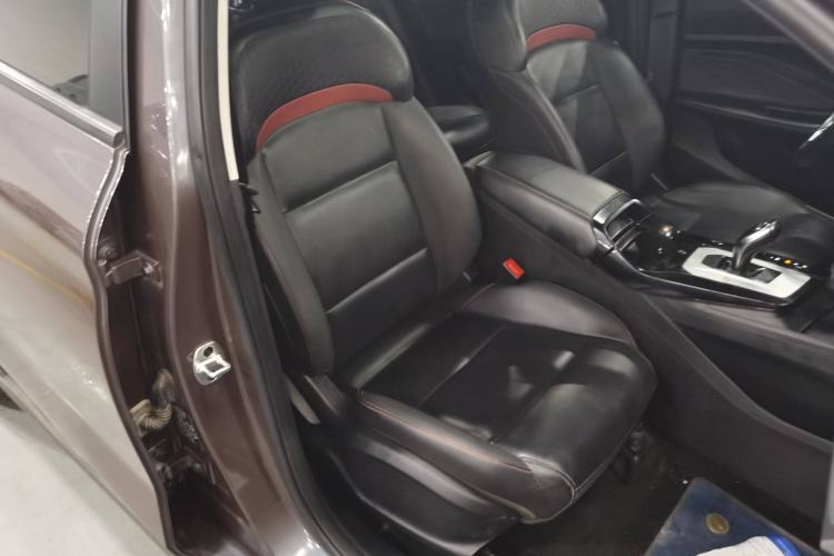 Used MG 5 2021 300TGI DCT Elegant Luxury Edition Right Front Seat