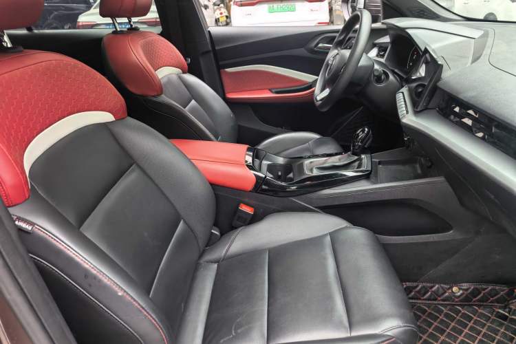 Used MG 5 2021 Revised Version 180 DVVT CVT Youth Luxury Edition Right Front Seat