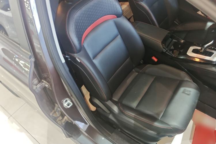 Used MG 5 2021 300TGI DCT Elegant Luxury Edition Right Front Seat