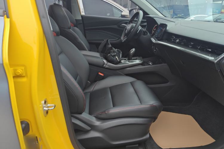 Used MG 5 2021 300TGI DCT Elegant Luxury Edition Right Front Seat