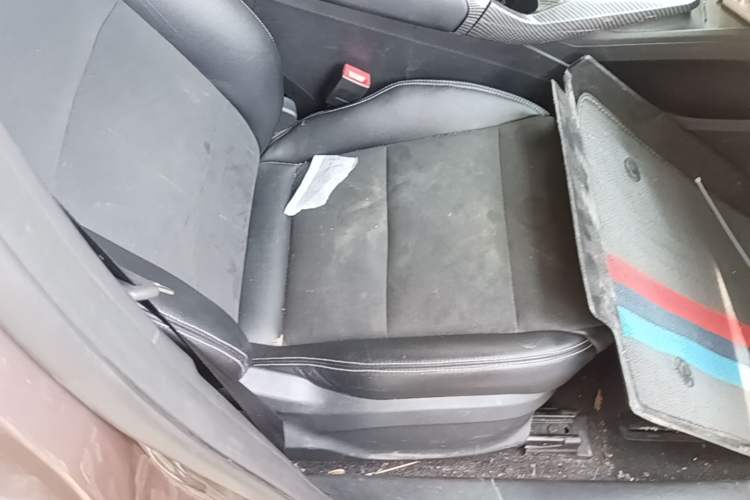 Used MG 5 2021 180 DVVT CVT Youth Luxury Edition Right Front Seat