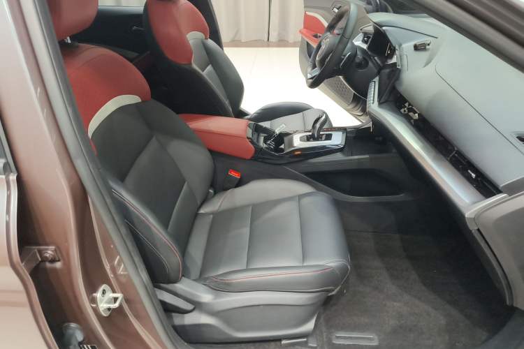 Used MG 5 2021 300TGI DCT Luxury Flagship Edition Right Front Seat