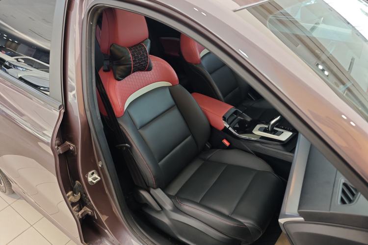 Used MG 5 2021 Revised 300TGI DCT Elegant Luxury Flagship Edition Right Front Seat