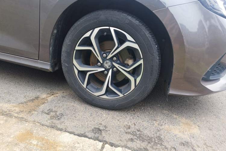 Used MG 5 2021 180 DVVT CVT Youth Luxury Edition Right Front Wheel Hub