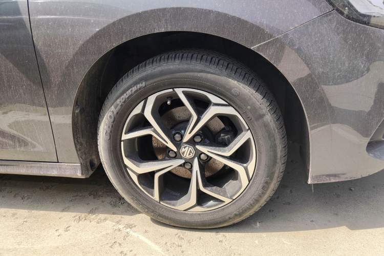 Used MG 5 2021 180 DVVT Manual Youth Style Edition Right Front Wheel Hub