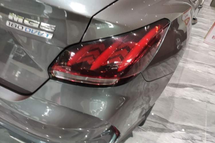 Used MG 5 2021 Revised Version 180 DVVT CVT Youth Luxury Edition Right Rear Taillight