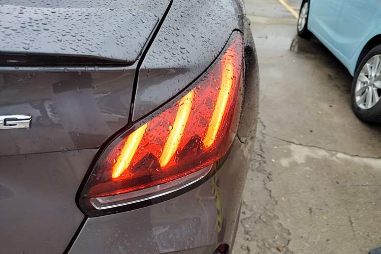 Used MG 5 2021 180 DVVT CVT Youthful Style Edition Right Rear Taillight