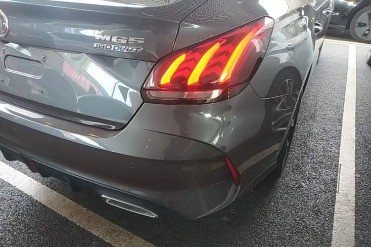 Used MG 5 2021 180 DVVT CVT Youth Luxury Edition Right Rear Taillight