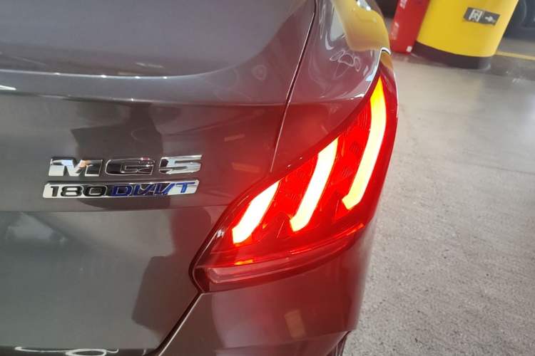 Used MG 5 2021 180 DVVT CVT Youth Luxury Edition Right Rear Taillight