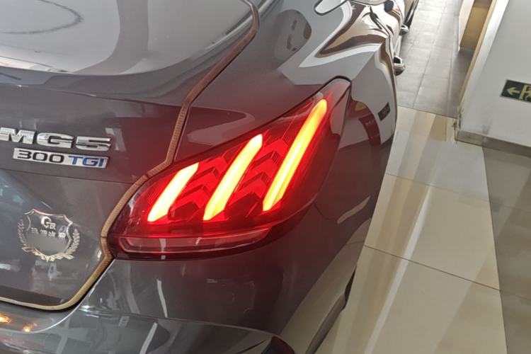 Used MG 5 2021 Revised 300TGI DCT Elegant Luxury Flagship Edition Right Rear Taillight