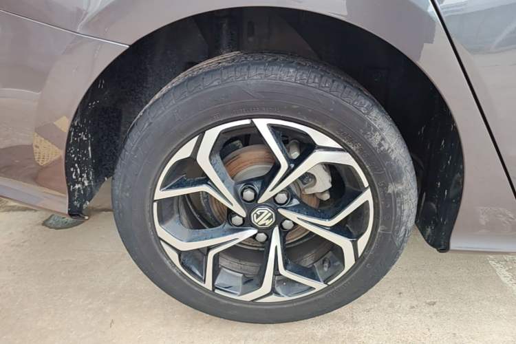 Used MG 5 2021 180 DVVT Manual Youth Luxury Edition Right Rear Wheel Hub