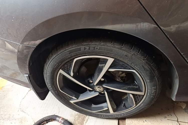 Used MG 5 2021 300TGI DCT Luxury Flagship Edition Right Rear Wheel Hub