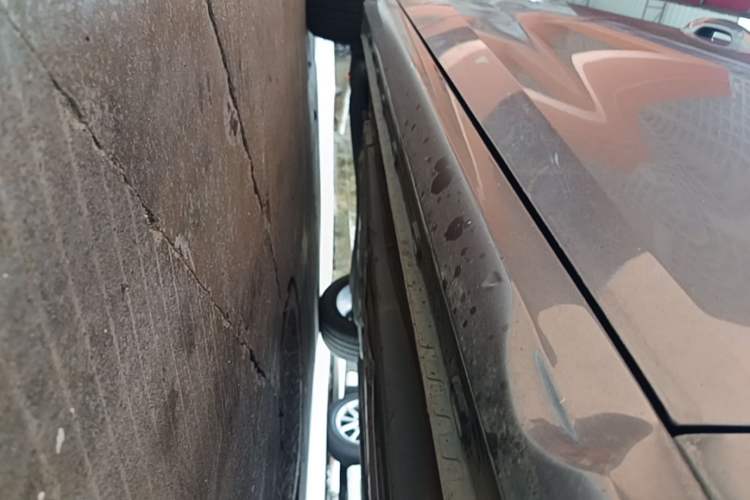 Used MG 5 2021 300TGI DCT Luxury Flagship Edition Right Side Sill