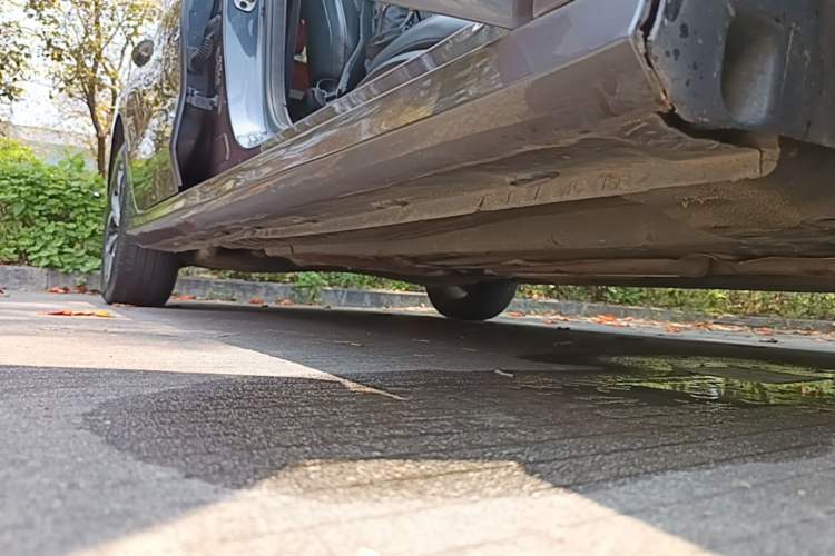 Used MG 5 2021 Revised Version 180 DVVT CVT Youth Luxury Edition Right Side Sill