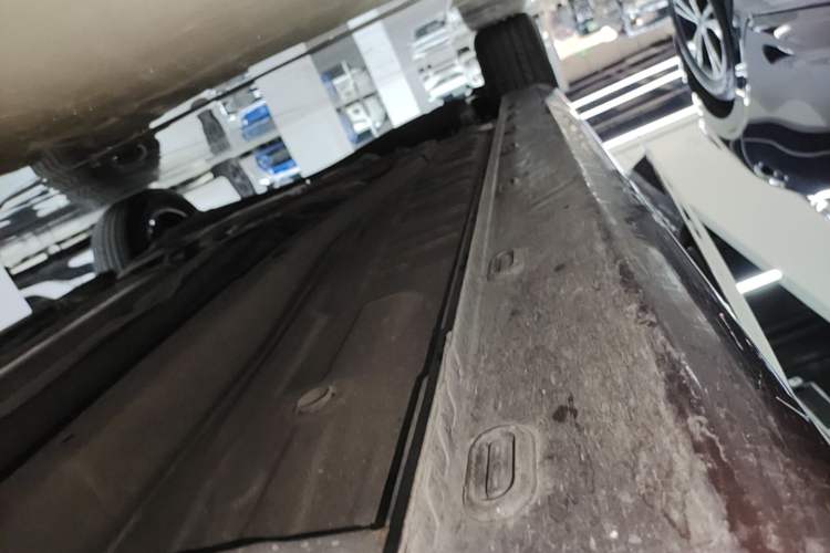 Used MG 5 2021 180 DVVT CVT Youth Luxury Edition Right Side Sill