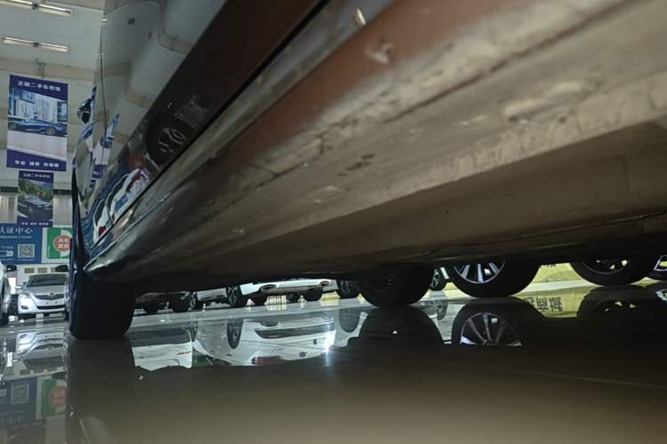 Used MG 5 2021 Revised Version 180 DVVT CVT Youth Luxury Edition Right Side Sill