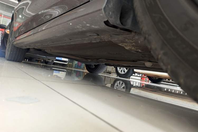 Used MG 5 2021 Revised 300TGI DCT Qingshè Luxurious Enjoyment Edition Right Side Sill