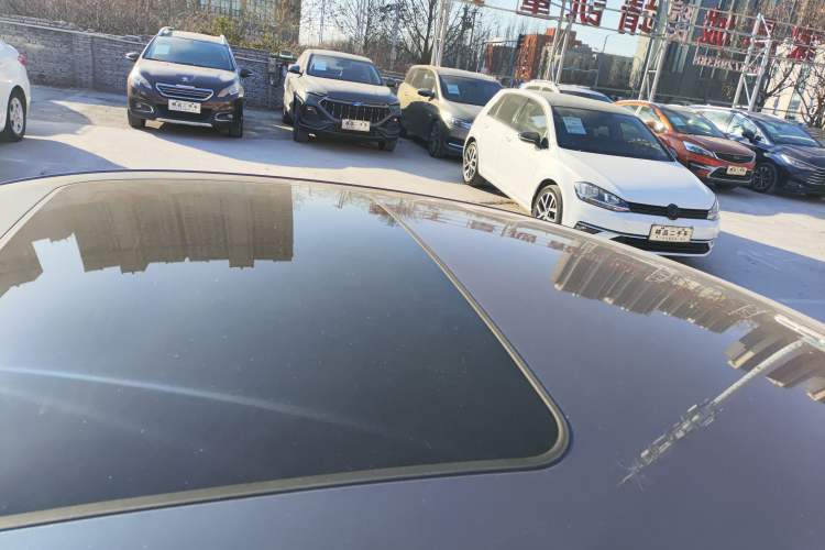 Used MG 5 2021 180 DVVT CVT Youth Luxury Edition Roof