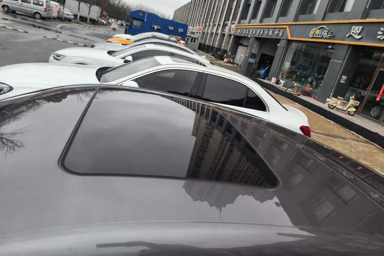 Used MG 5 2021 180 DVVT CVT Youth Luxury Edition Roof