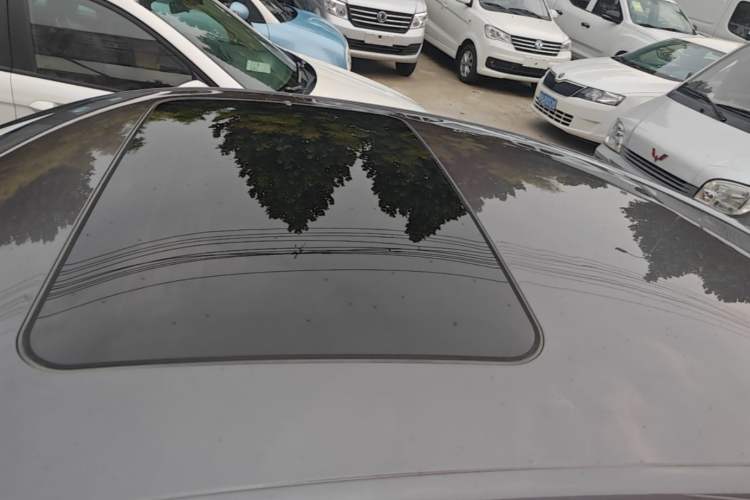 Used MG 5 2021 180 DVVT CVT Youthful Style Edition Roof