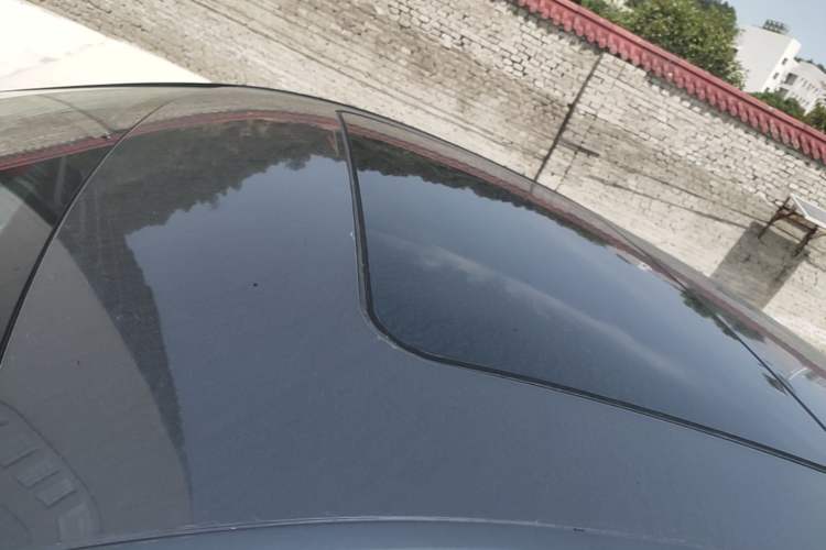 Used MG 5 2021 Revised Version 180 DVVT CVT Youth Luxury Edition Roof