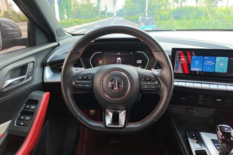 Used MG 5 2021 Revised 300TGI DCT Qingshè Luxurious Enjoyment Edition Steering Wheel