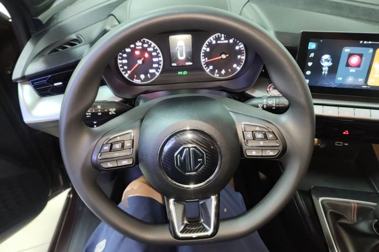 Used MG 5 2021 180 DVVT Manual Youth Luxury Edition Steering Wheel