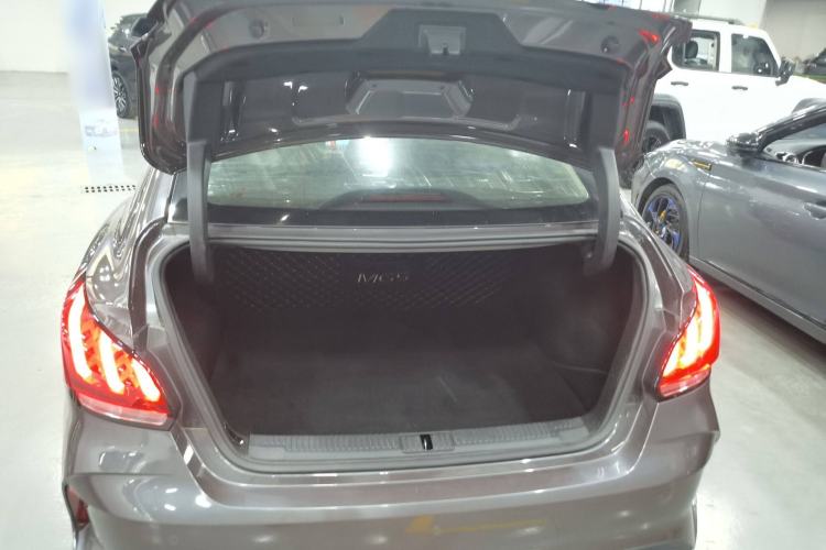Used MG 5 2021 300TGI DCT Elegant Luxury Edition Trunk