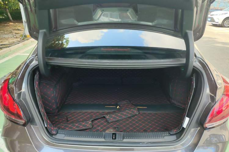 Used MG 5 2021 Revised Version 180 DVVT CVT Youth Luxury Edition Trunk