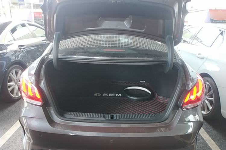 Used MG 5 2021 180 DVVT CVT Youth Luxury Edition Trunk