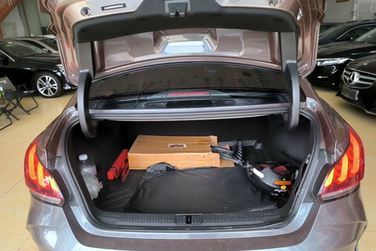 Used MG 5 2021 300TGI DCT Luxury Flagship Edition Trunk