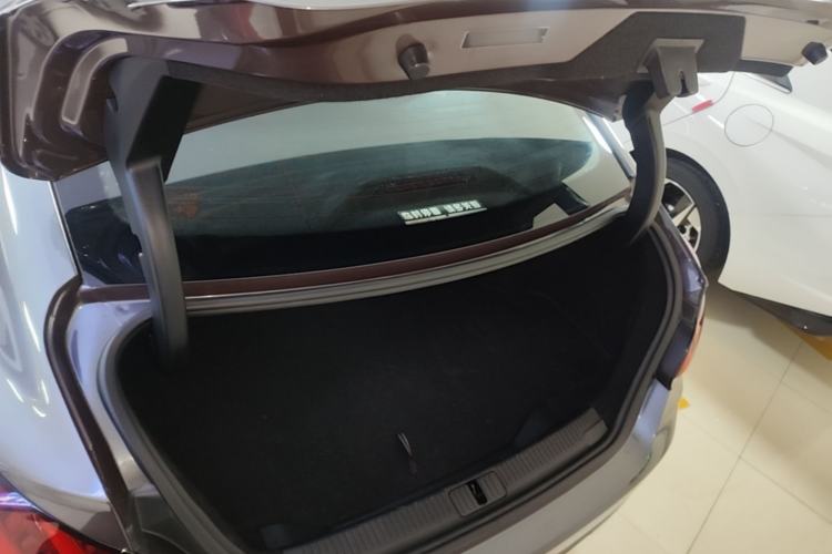Used MG 5 2021 180 DVVT Manual Youth Luxury Edition Trunk