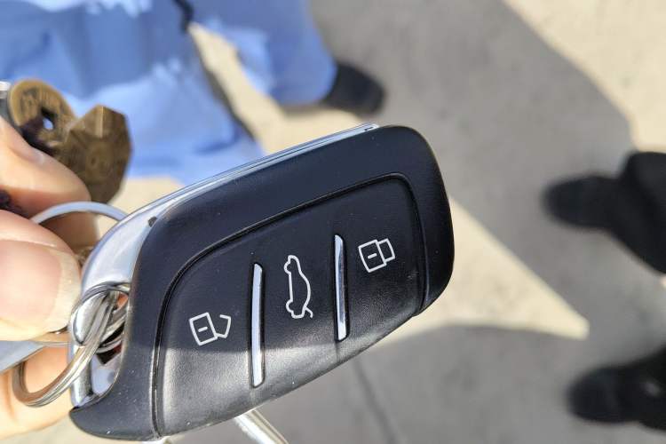 Used MG 5 2021 180 DVVT Manual Youth Style Edition Vehicle Key