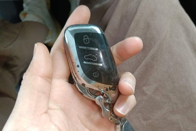 Used MG 5 2021 180 DVVT CVT Youth Luxury Edition Vehicle Key