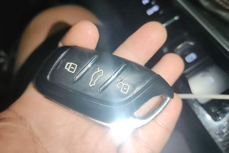 Used MG 5 2021 180 DVVT CVT Youth Luxury Edition Vehicle Key