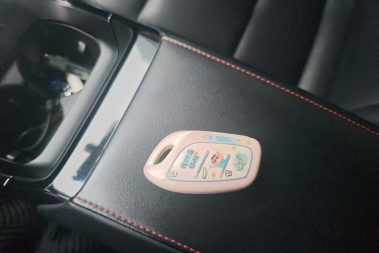 Used MG 5 2021 Revised 300TGI DCT Qingshè Luxurious Enjoyment Edition Vehicle Key
