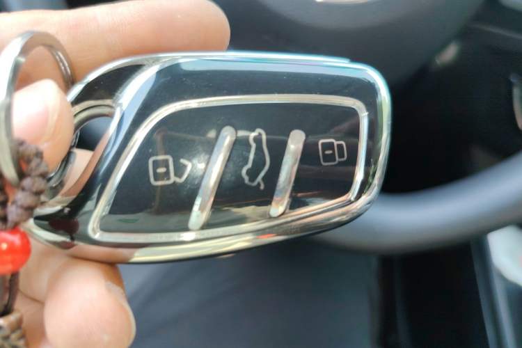 Used MG 5 2021 180 DVVT CVT Youth Luxury Edition Vehicle Key