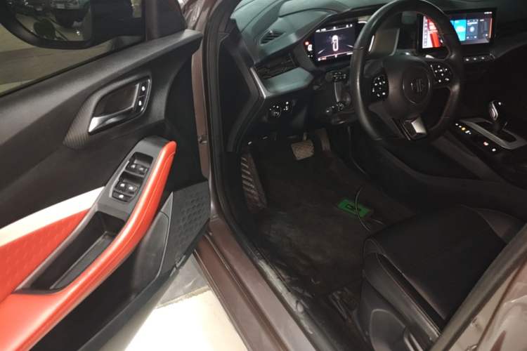 Used MG 5 2021 300TGI DCT Elegant Luxury Edition Driver Seat