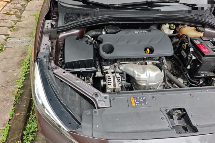Used MG 5 2021 Revised Version 180 DVVT CVT Youth Luxury Edition Engine Bay Right