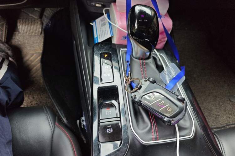 Used MG 5 2021 Revised Version 180 DVVT CVT Youth Luxury Edition Gear Lever