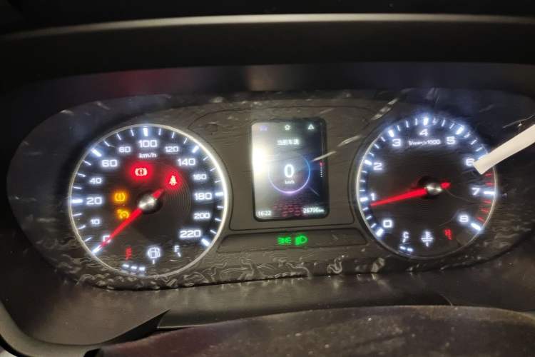 Used MG 5 2021 180 DVVT Manual Youth Luxury Edition Odometer Close Up