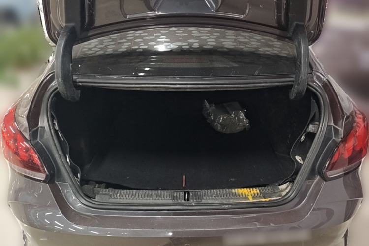 Used MG 5 2021 300TGI DCT Elegant Luxury Edition Trunk