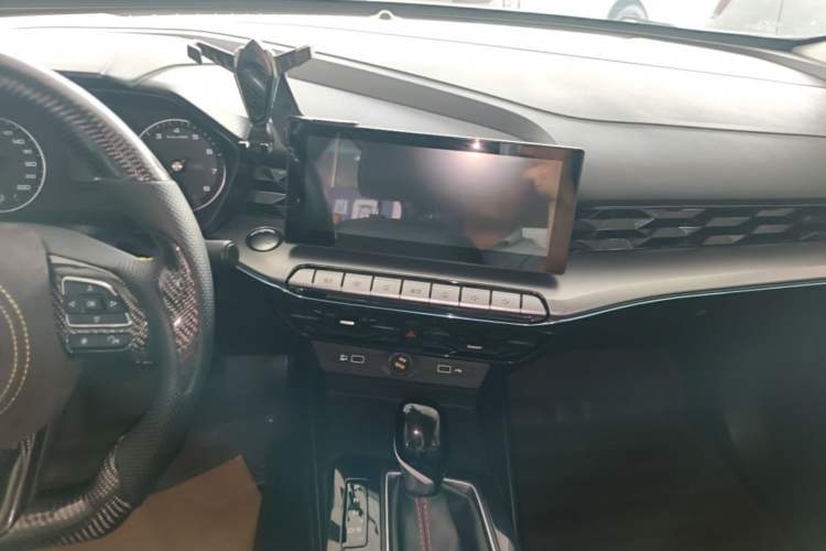 Used MG 5 2021 180 DVVT CVT Youthful Style Edition Audio And AC Panel