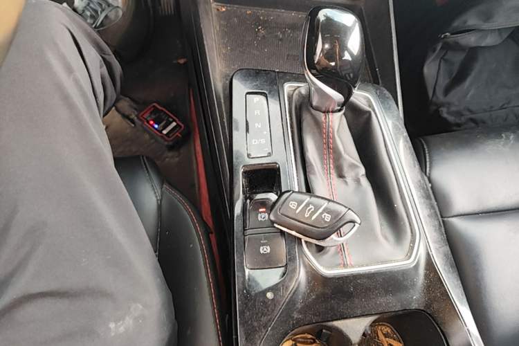 Used MG 5 2021 180 DVVT CVT Youth Luxury Edition Gear Lever