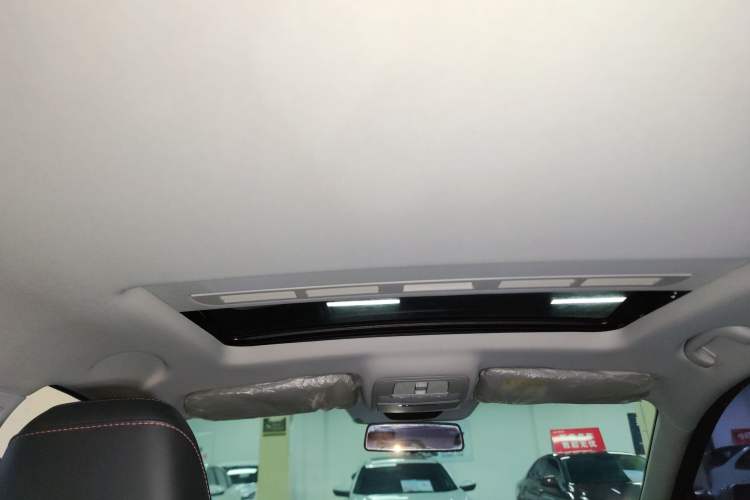 Used MG 5 2021 180 DVVT CVT Youthful Style Edition Headliner