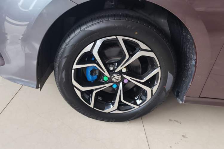 Used MG 5 2021 180 DVVT CVT Youthful Style Edition Left Front Wheel Hub
