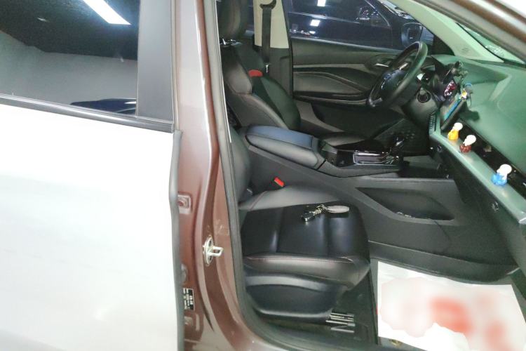 Used MG 5 2021 180 DVVT CVT Youthful Style Edition Right Front Seat