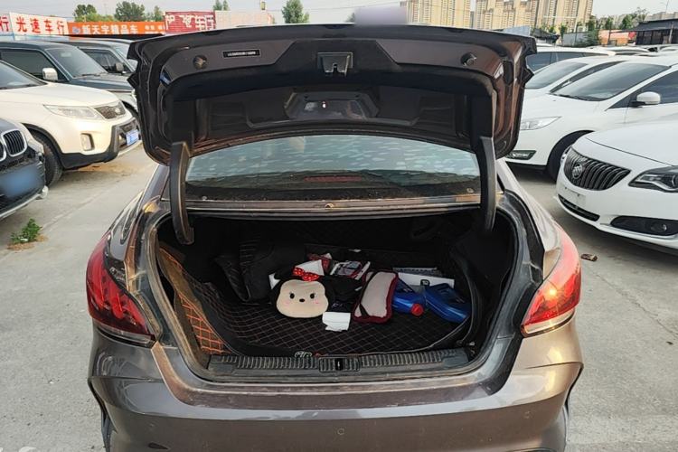 Used MG 5 2021 180 DVVT CVT Youth Luxury Edition Trunk